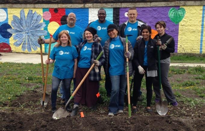 Urban Farm Volunteer Day | Heartland Alliance